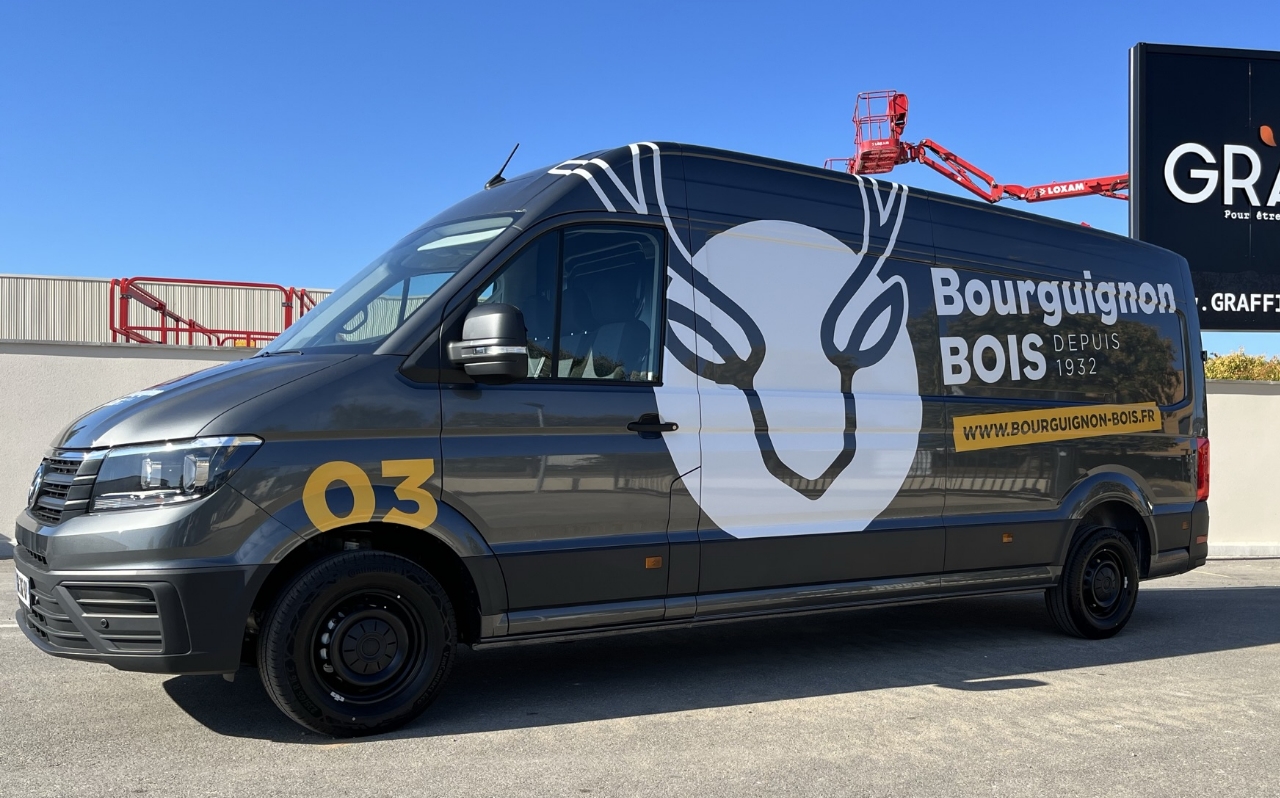 Habillage de véhicules/utilitaires et camions pour entreprises - Flocage et signalétiques en Drôme – Graffi4