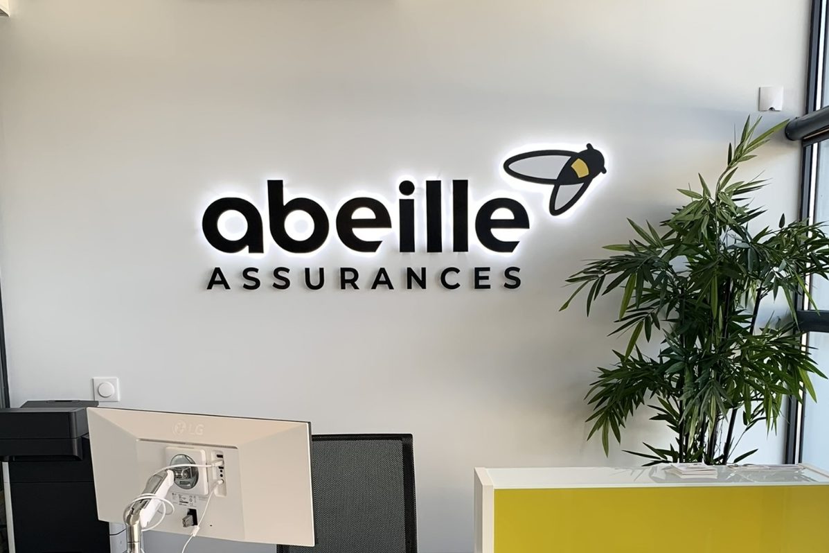 Solutions sur mesure pour signalétique murale – Graffi4, expert en marquage et enseignes en Drôme