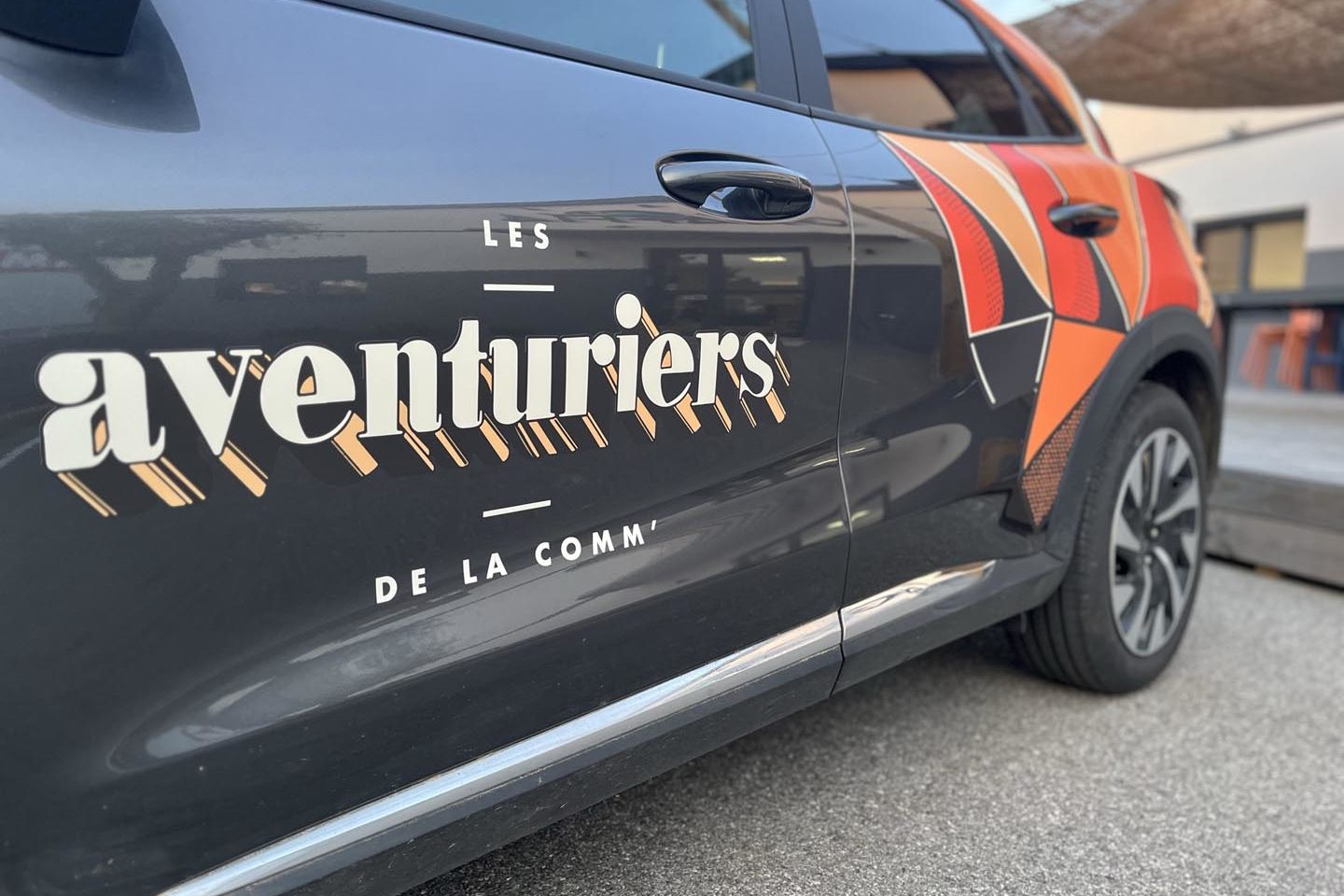 Habillage complet de véhicules d’entreprise / Flocage utilitaires & camions en Drôme - Graffi4